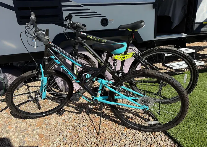 Linda Traila 4 Patio Comfort Total Campsite *